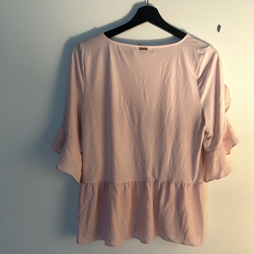 Pretty blouse - Picture 2 of 2
